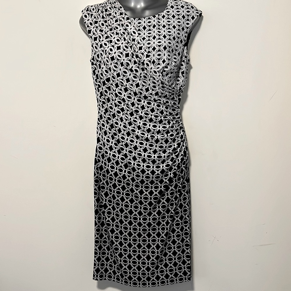 Women’s dress